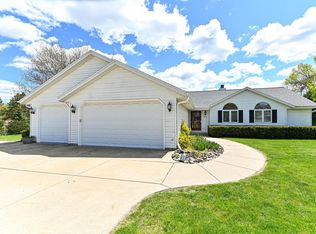 12405 W North LANE, New Berlin, WI 53151