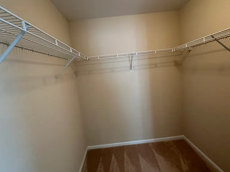 4976 Almandine Ave — Photo 21