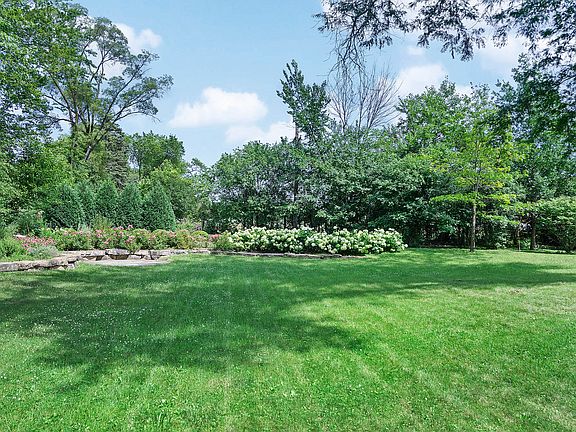 3rd image of 1547 Kaywood Ln