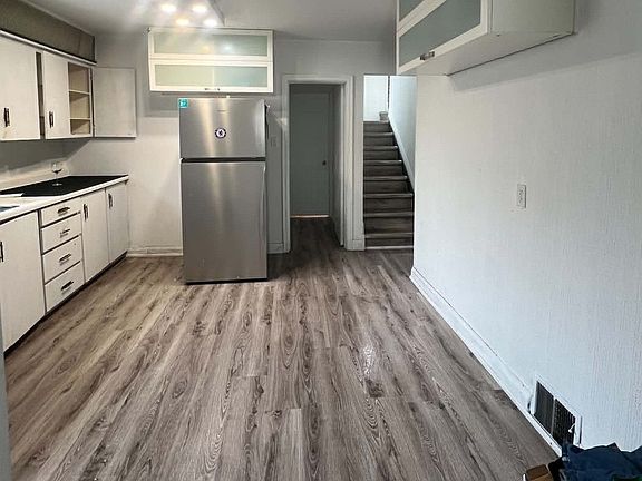 5th image of 4 Jeanette St