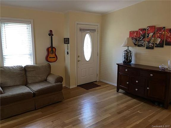 4th image of 8107 Strawberry Point Dr