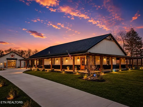 559 Morie Rd, Dandridge, TN 37725