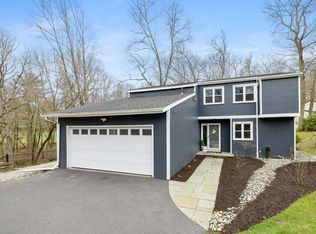 162 Knollwood Rd, Manchester, CT 06042