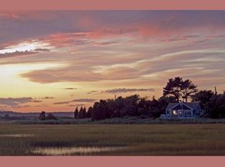 28 River Rd, Scituate, MA 02047