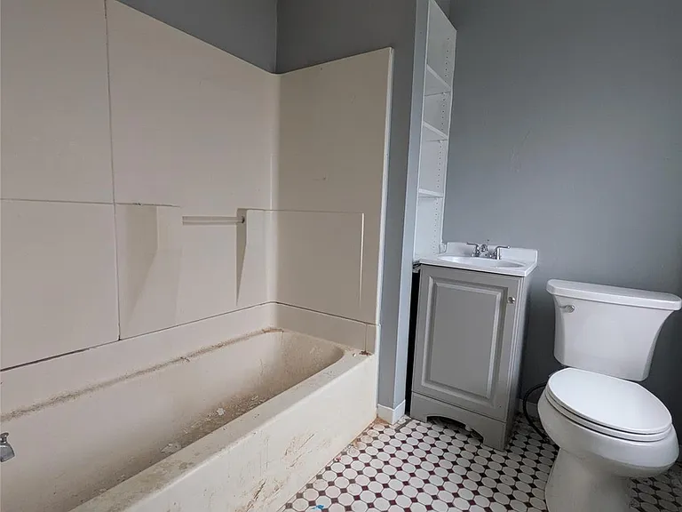 10 Norris St — Photo 10
