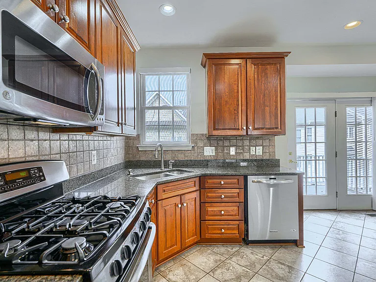 239 Anvil Way — Photo 12