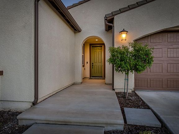 5th image of 1010 Horizon Dr