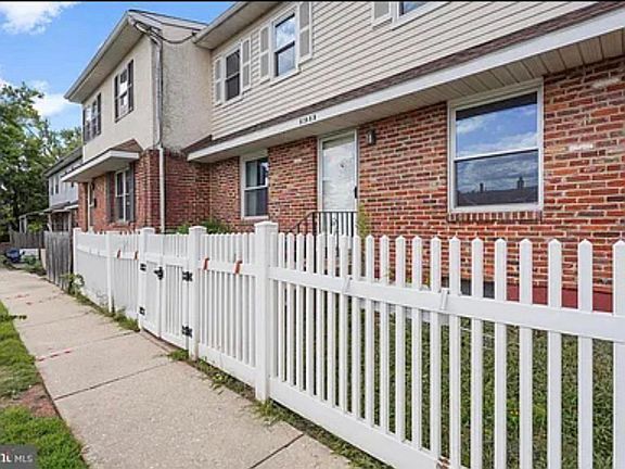 3rd image of 1311 Whitpain Hls #1311