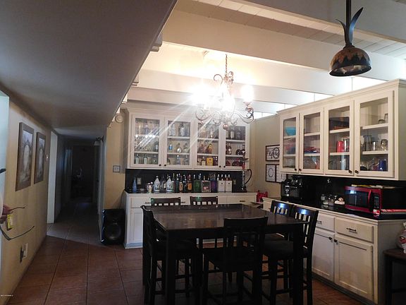5th image of 933 Abdalla Blvd