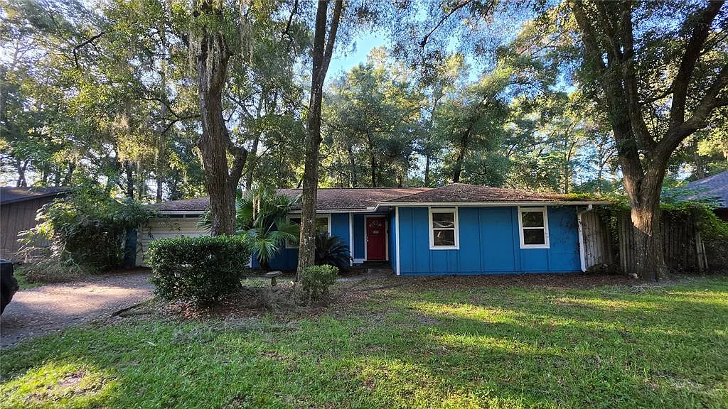 4 bed, 3.0 bath, 1841 sqft, $2,550 — Photo 1