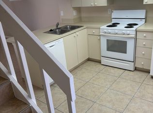 801 SE 12th Ave APT 201, Cape Coral, FL 33990