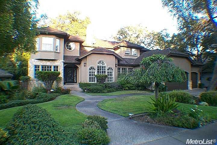 1st image of 126 Carmody Cir