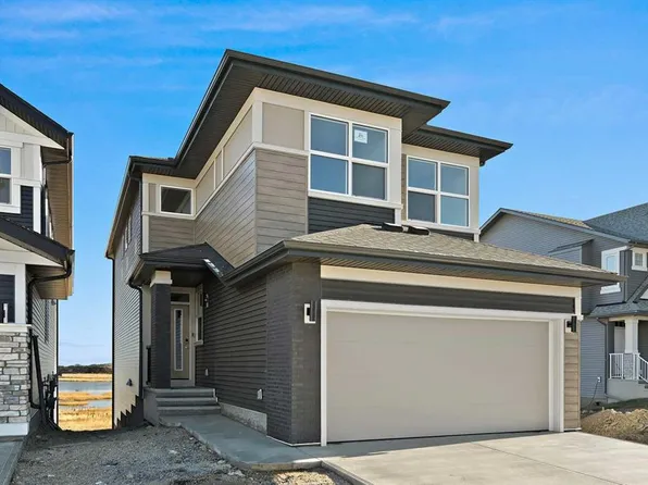 211 NW Corner Glen Cres NE, Calgary, AB T3N 2L8