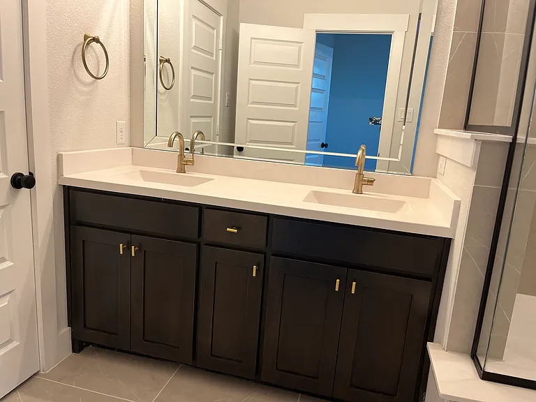 612 Laurel Ln — Photo 10