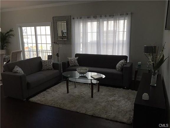 5th image of 108 Seaside Ave #4