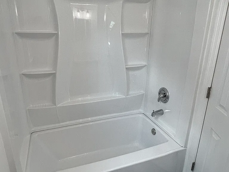 101 Eileen St #4 — Photo 9