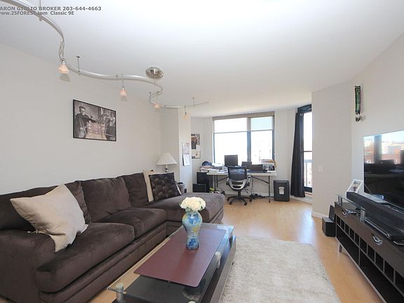 3rd image of 25 Forest St APT 9E