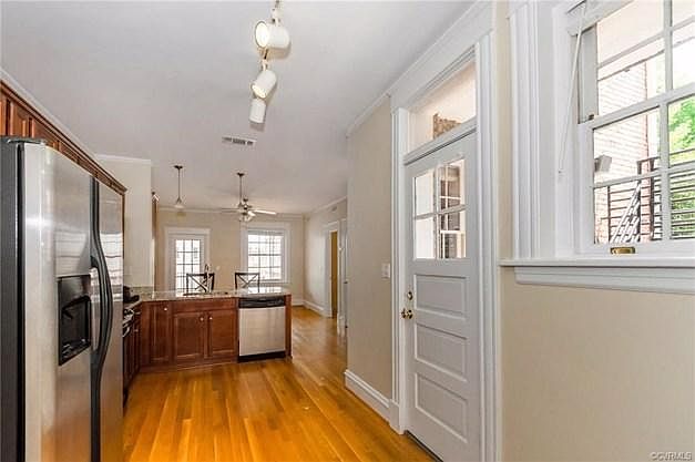 1st image of 1618 Park Ave APT 2C