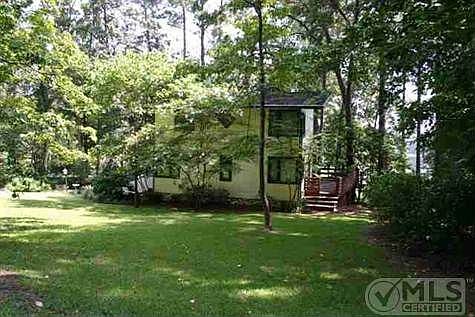 2nd image of 7801 Thornhill Ln