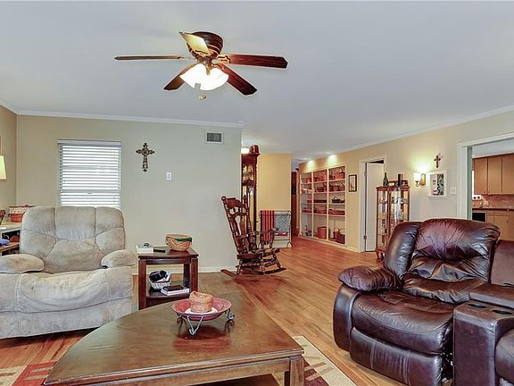 5th image of 708 N McKown Ave
