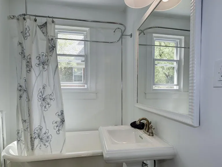 1415 Girard St NE — Photo 10