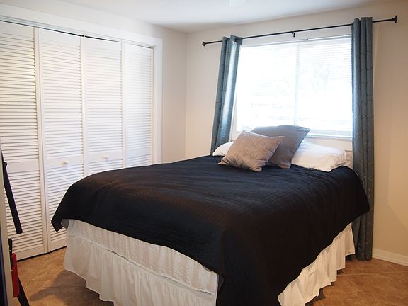 5th image of 1850 Hibiscus St