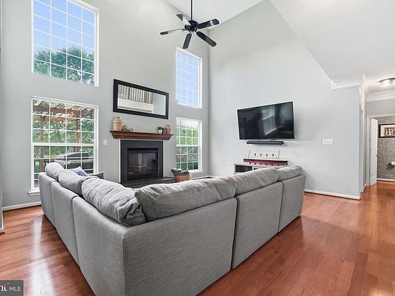 5th image of 14404 Kings Crossing Blvd