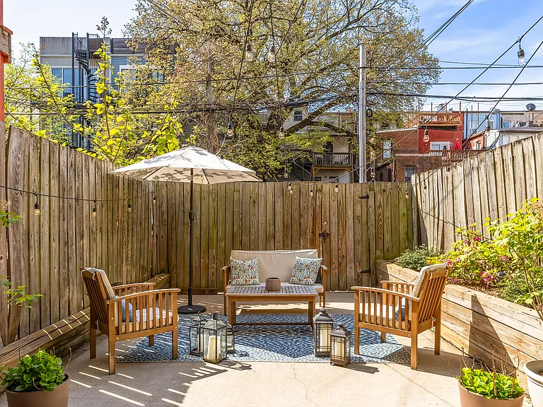 1354 Kenyon St NW — Photo 20