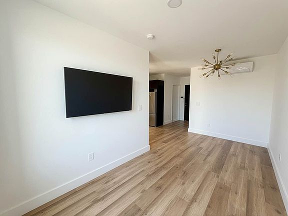 4th image of 16 Howard Ave APT 3F
