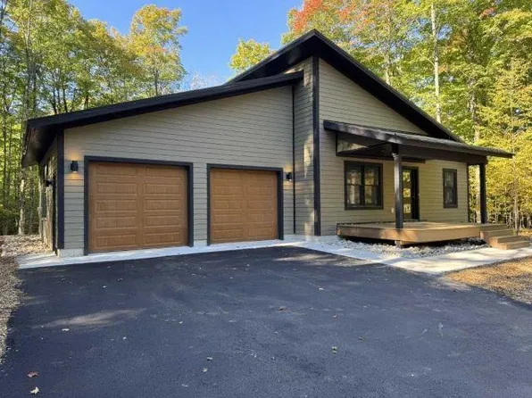 2418 Hawks Spur, Bellaire, MI 49615
