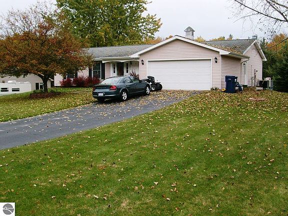 4th image of 4656 W Hampshire Dr