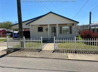 247 1st Ave, Ripley, WV 25271