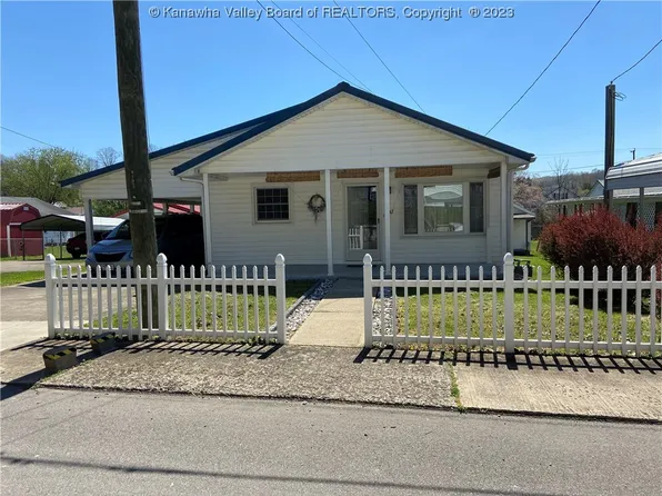 247 1st Ave, Ripley, WV 25271