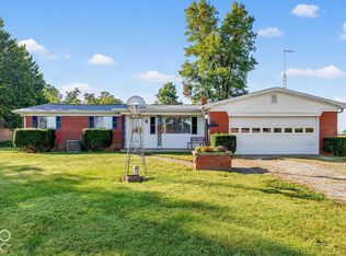 149 W Hickory Dr, Greenfield, IN 46140