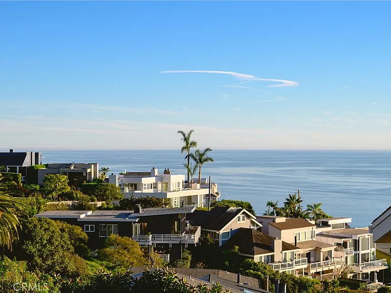 883 Katella St — Photo 11