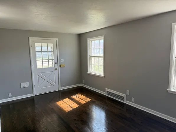 524 E 26th Ave, Kansas City, MO 64116