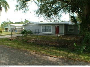 2174 E Gardenia Cir, North Fort Myers, FL 33917