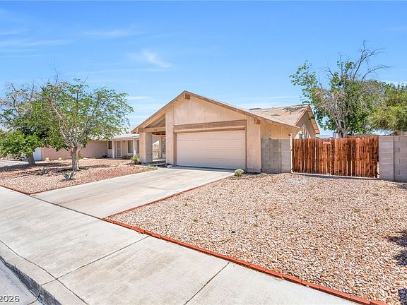 3rd image of 1805 Starbuck Dr