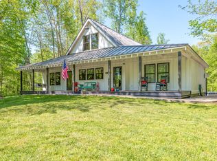 981 E Piney Rd, Dickson, TN 37055