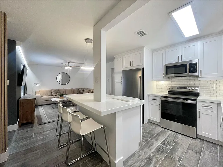 1801 Huldy St #H8 — Photo 6