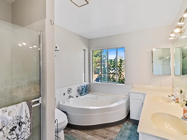 8925 Jedediah Smith Dr — Photo 8