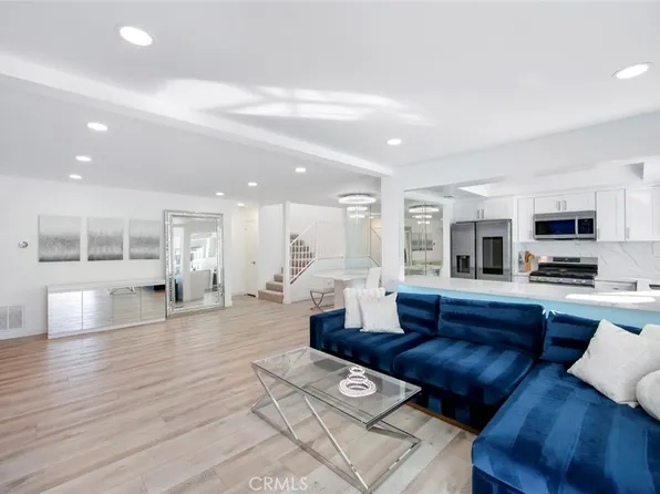 918 Hyde Ct, Costa Mesa, CA 92626