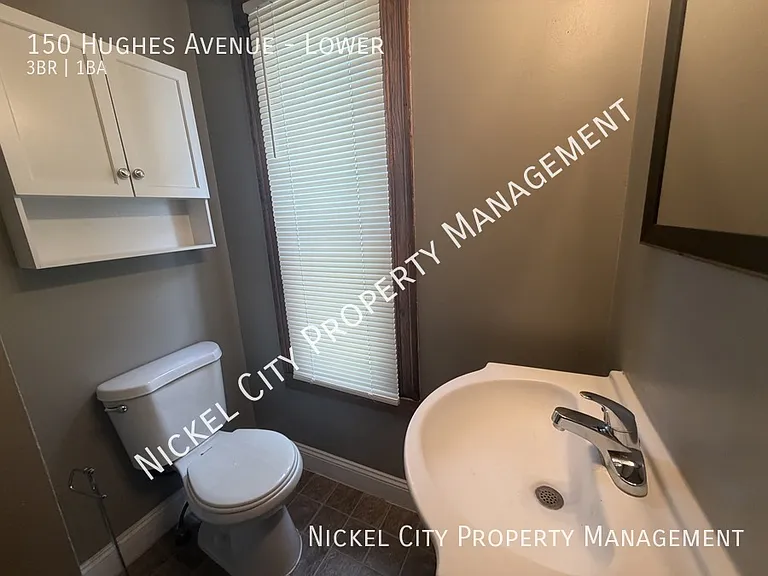 150 Hughes Ave #LOWER — Photo 12