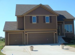 601 NW 112th St, Kansas City, MO 64155