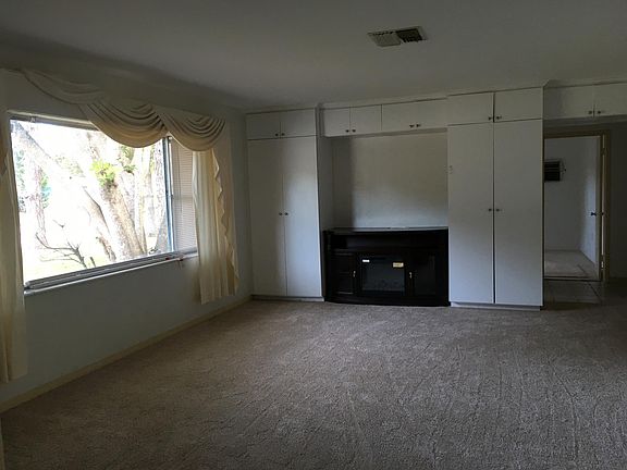 2nd image of 1329 77th St N