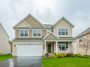 27W041 Churchill Rd, Winfield, IL 60190