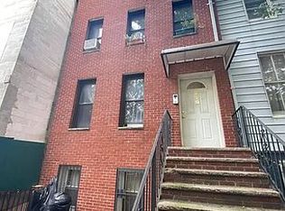 219 22nd St #2D, Brooklyn, NY 11232