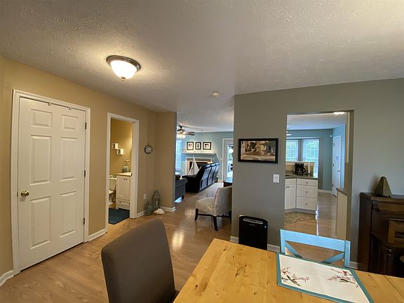 4th image of 4566 N Shadow Wood Dr