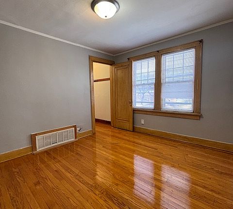 2nd image of 6427 W Medford Ave