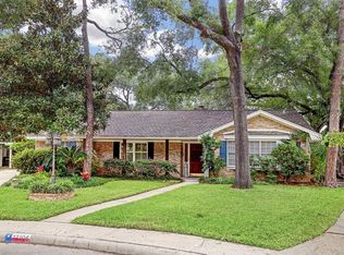 12106 Pinerock Ln, Houston, TX 77024